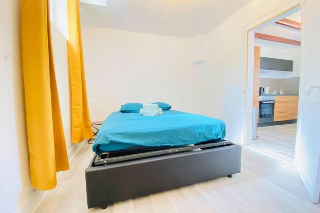 Appartement Cosy Avec Jardin Chaleureux Laon Kültér fotó